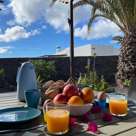 Villa Tropicana Playa Blanca  Exteriör bild